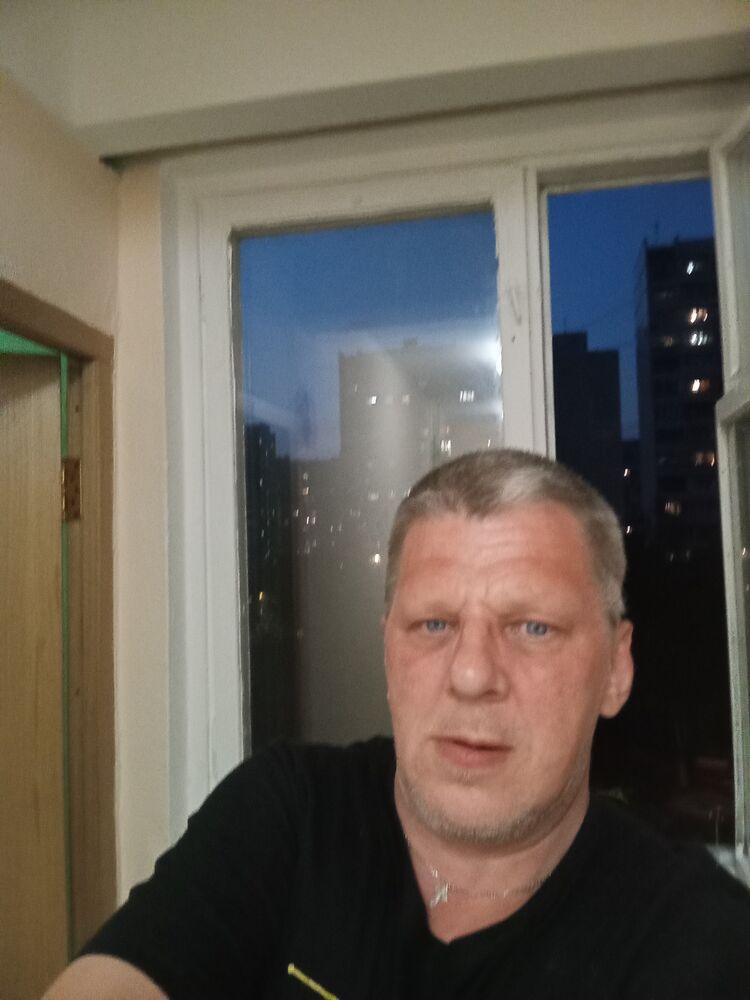  45651780  , 27 ,    