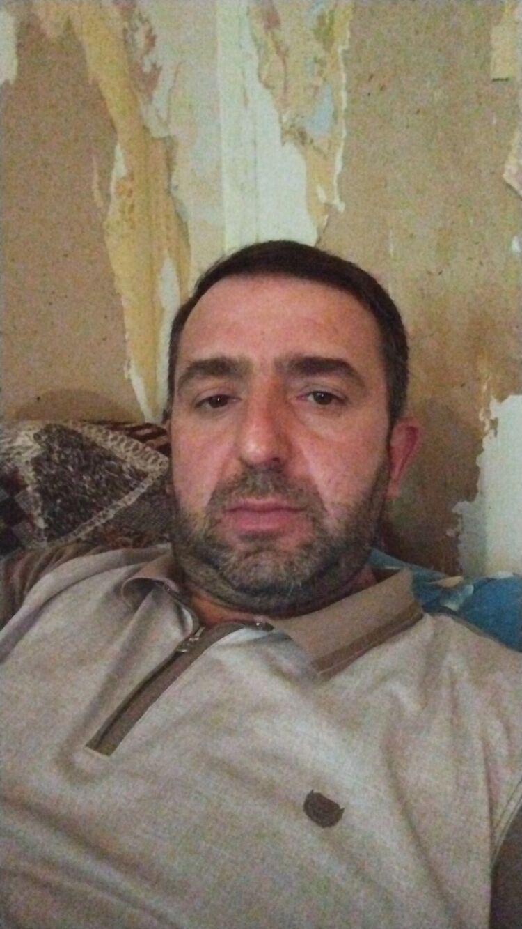  46448140  Mutalib, 39 ,    