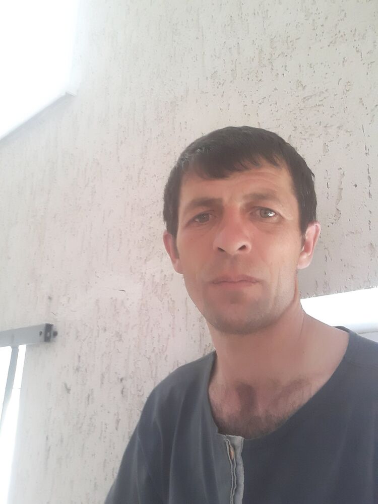  ,   Arman, 42 ,   ,   
