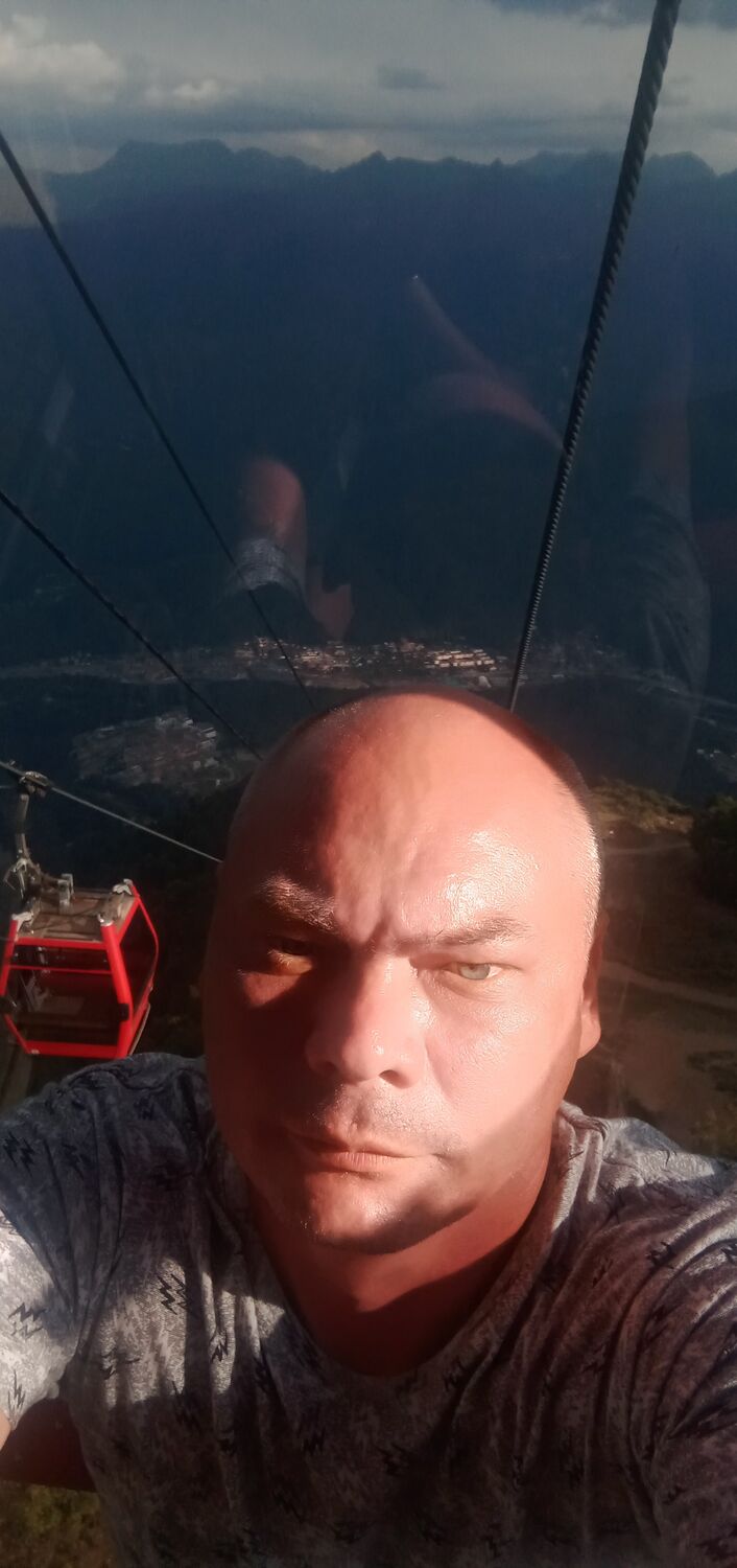  ,   Vladimir, 44 ,   ,   , c 
