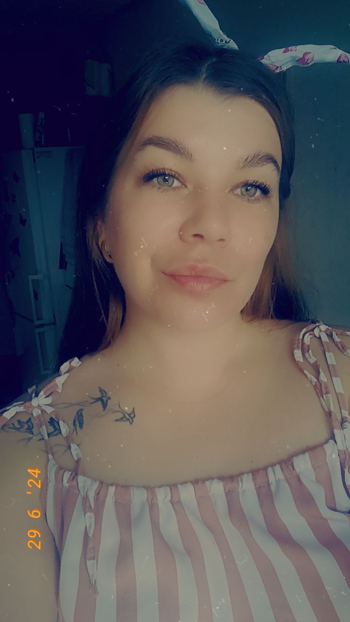  44581840  , 27 ,    