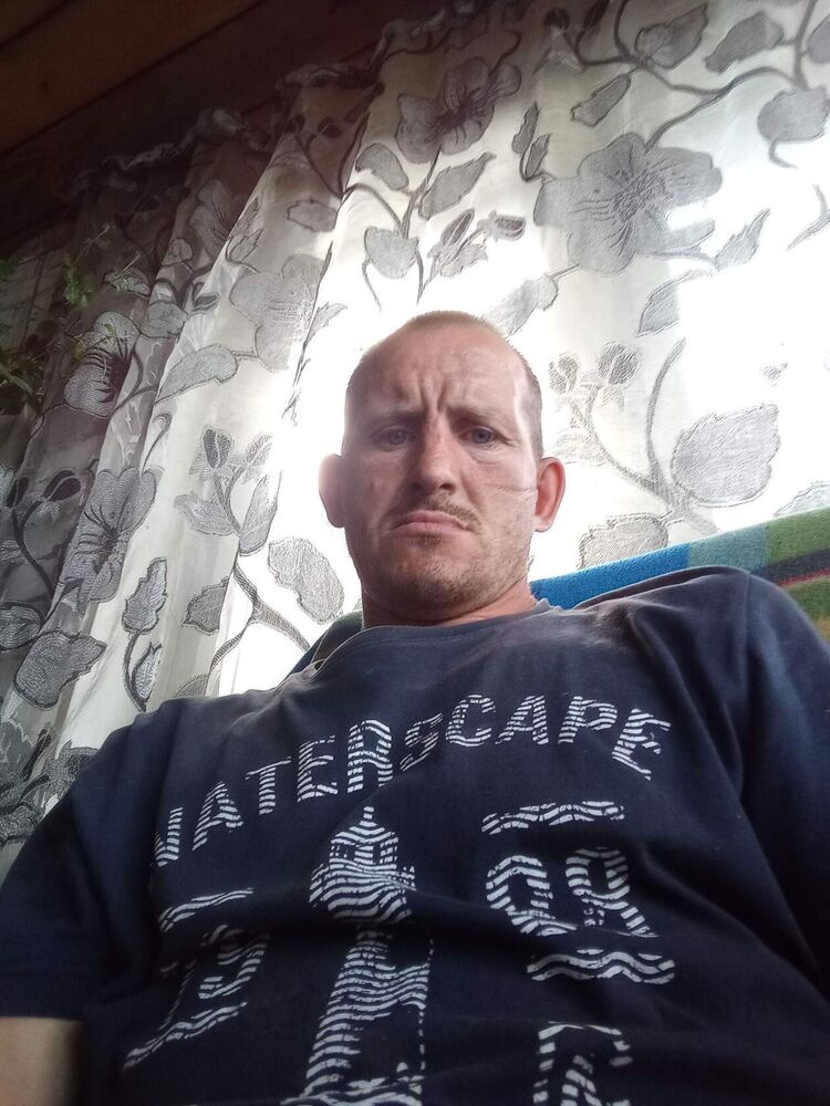  48816060  Evgeny, 39 ,    