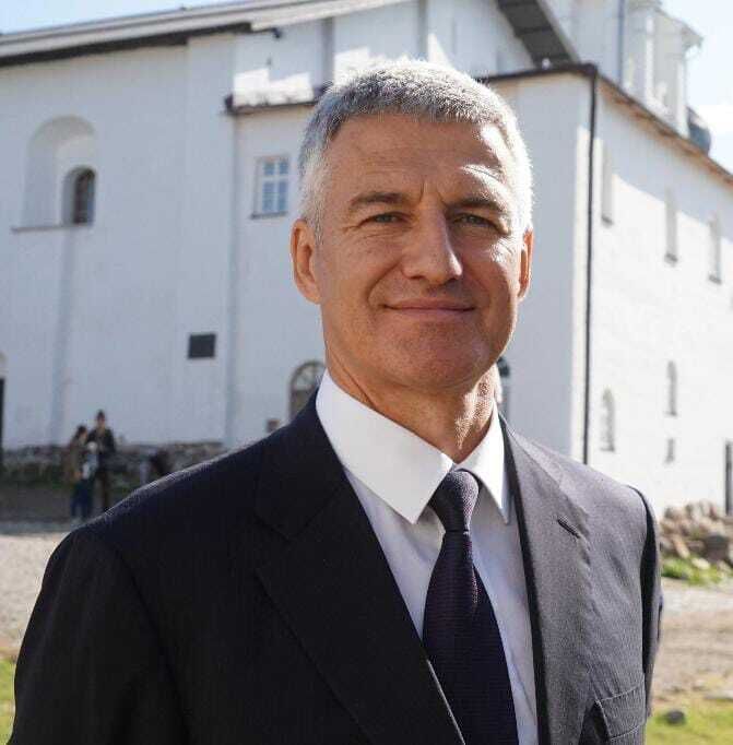  ,   Arthur, 70 ,     , c , 