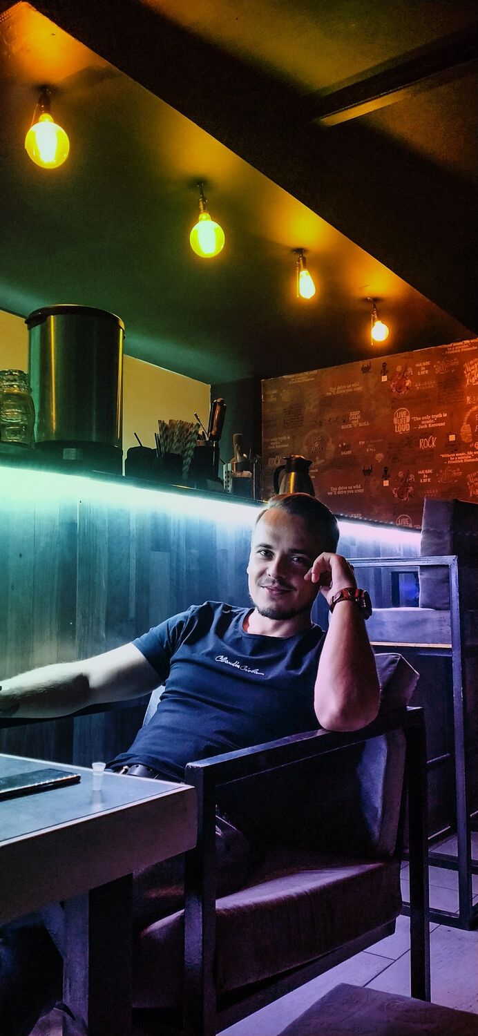  ,   Yury, 35 ,   ,   
