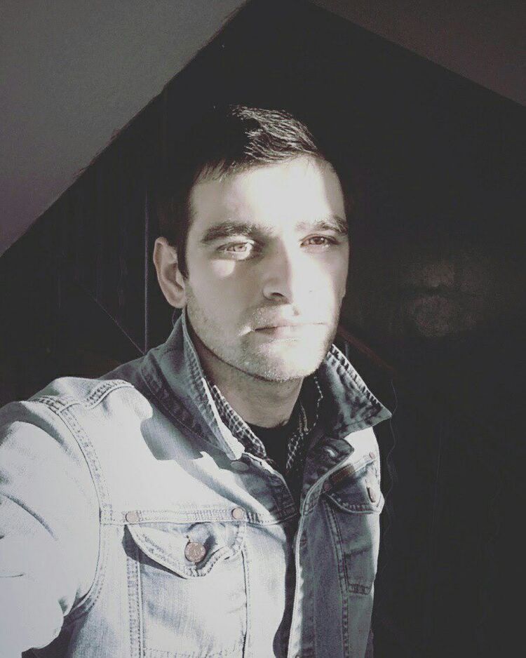  46237550  , 29 ,    