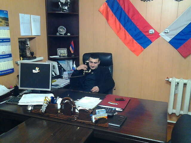  8760660  Artur, 34 ,    