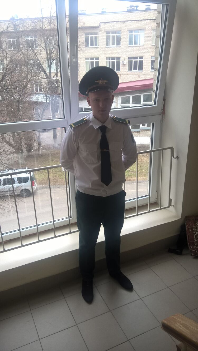  28162760  , 27 ,    