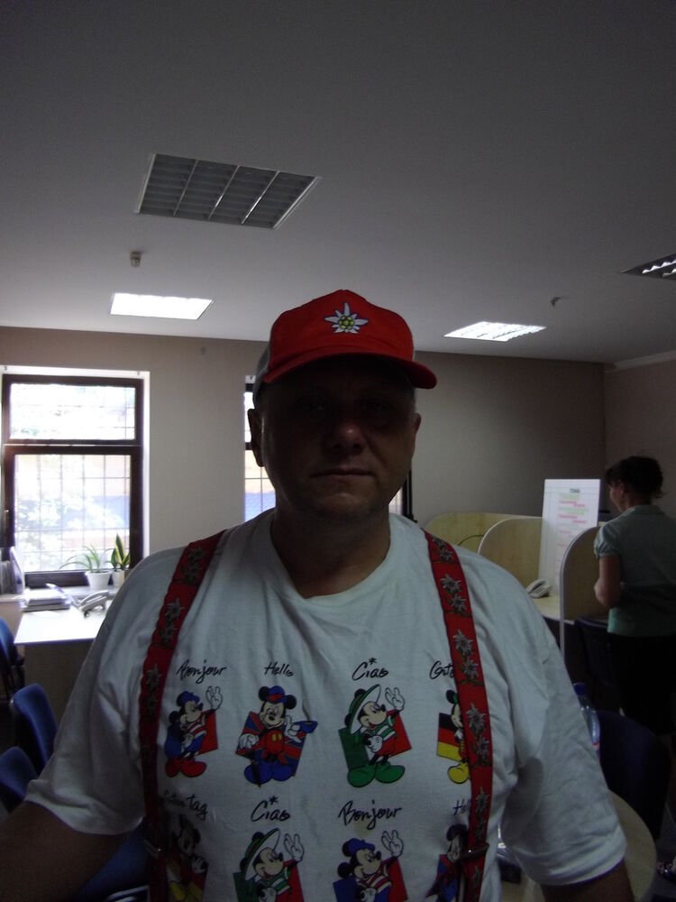  5359370  Alexandr, 56 ,    