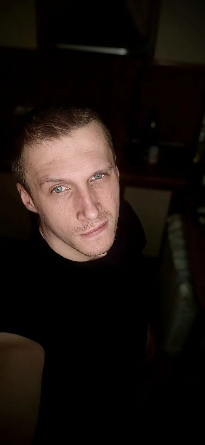  ,   Alexander, 27 ,   ,   , c 