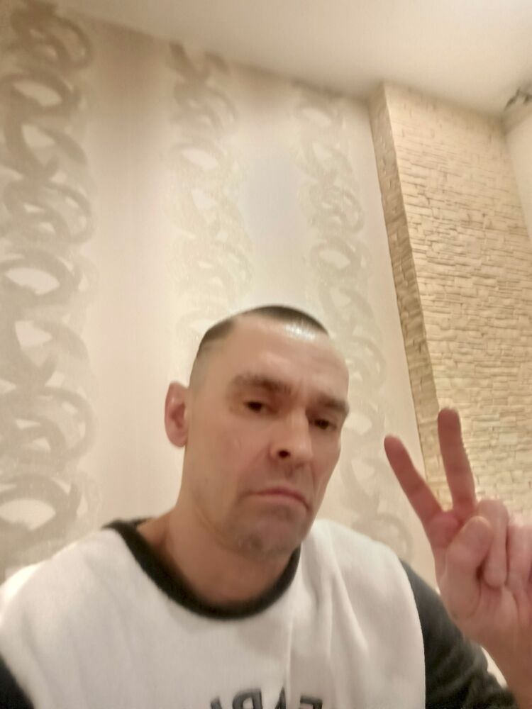 50883280  , 52 ,    