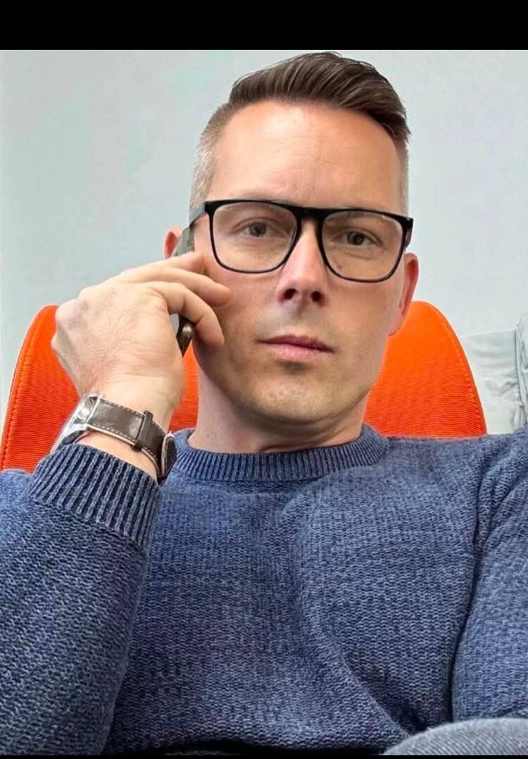 ���� 56261400 ������� ����, 40 ���, ���� ���������� � Praha