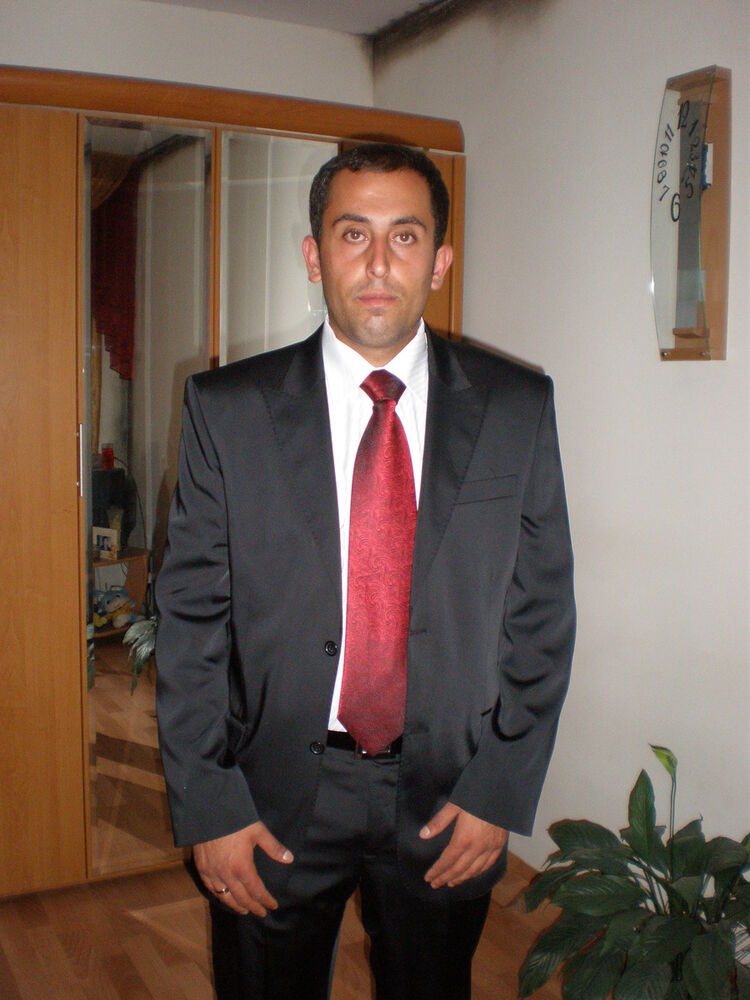 ���������� �����������, ���� ������� Osama, 44 ����, ������������ ��� ������, ����� � ���������, c�������� ���������