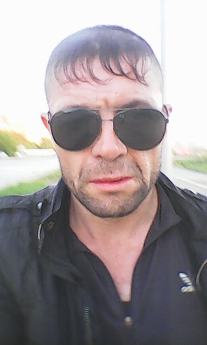  ,   Dmitrij, 47 ,   ,   , c 