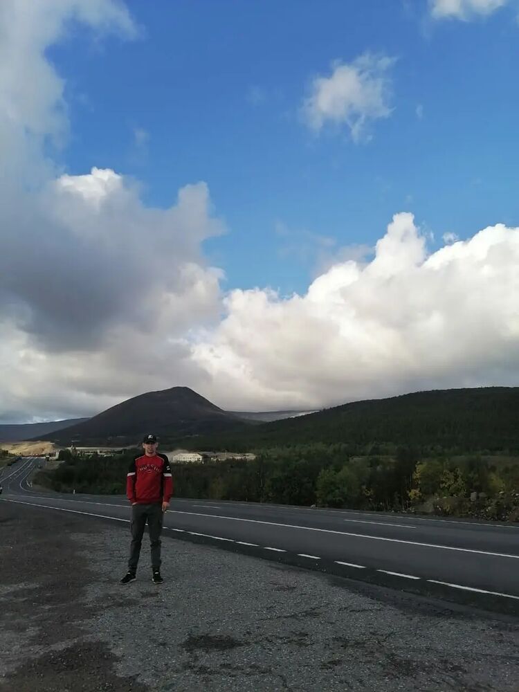  29837410  , 28 ,    -