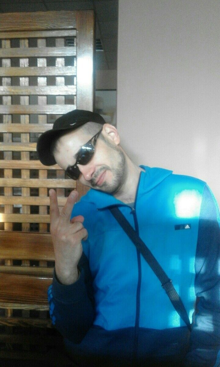  21042960  Savoi, 38 ,    