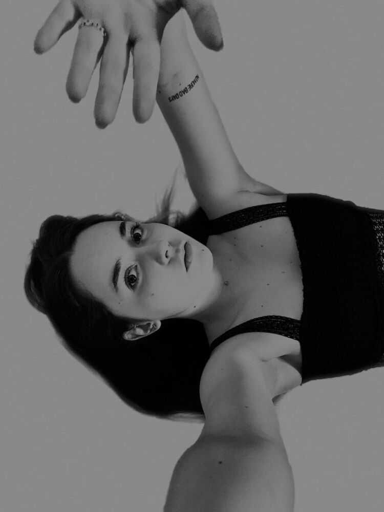  29727640  , 21 ,    -