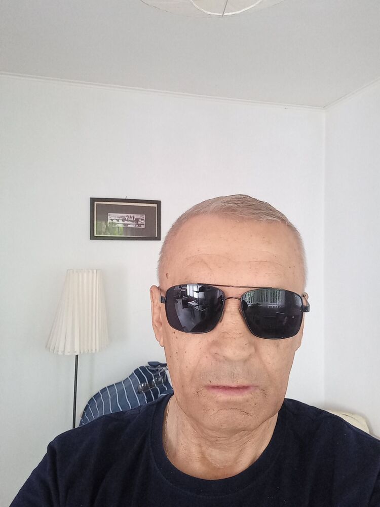  27959630  , 62 ,    