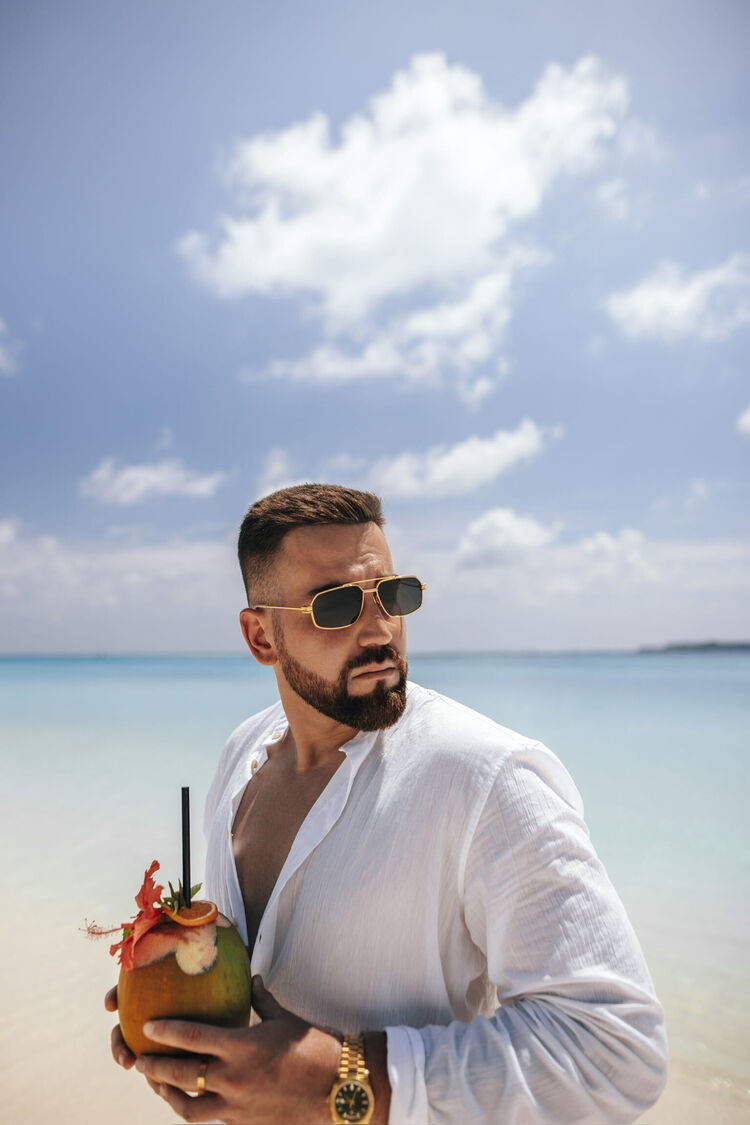  Phuket,   Artem, 28 ,   ,   