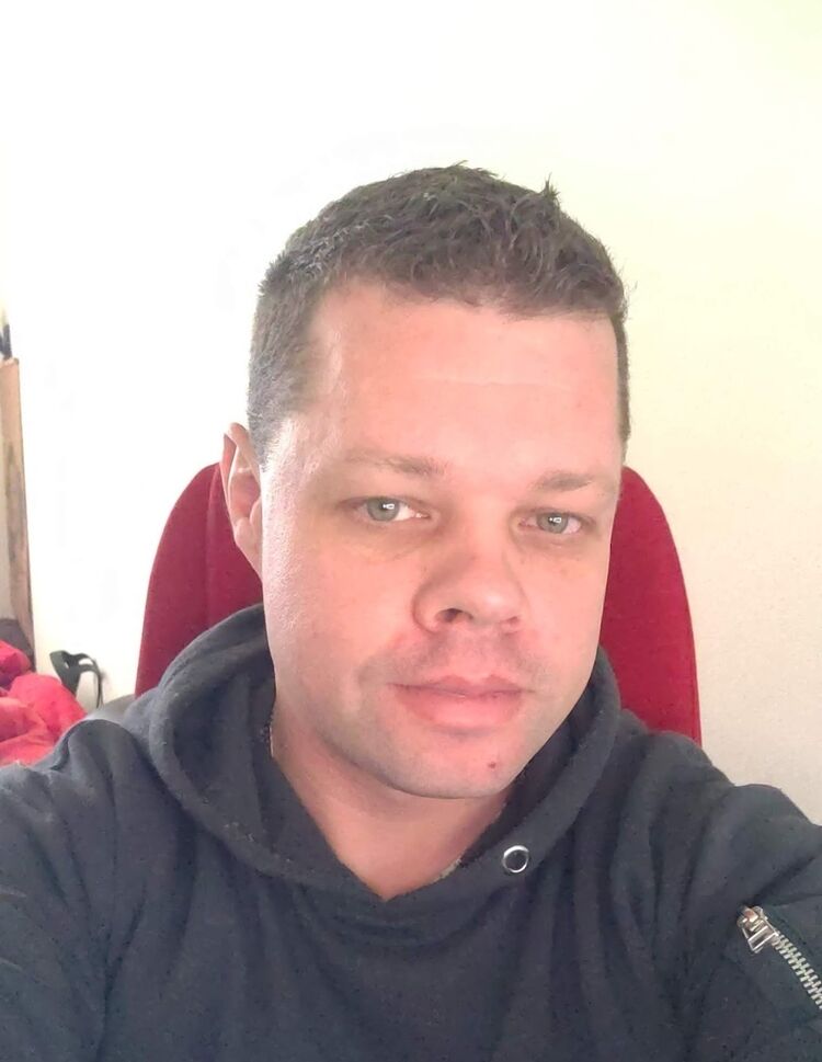  Floridsdorf,   , 44 ,   ,   