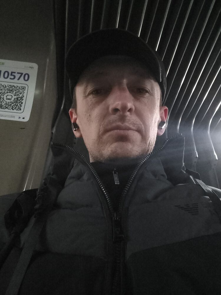  48161650  Vitaliy, 41 ,    