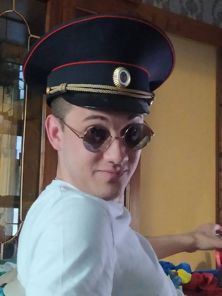   ,   Ը, 24 ,   ,   