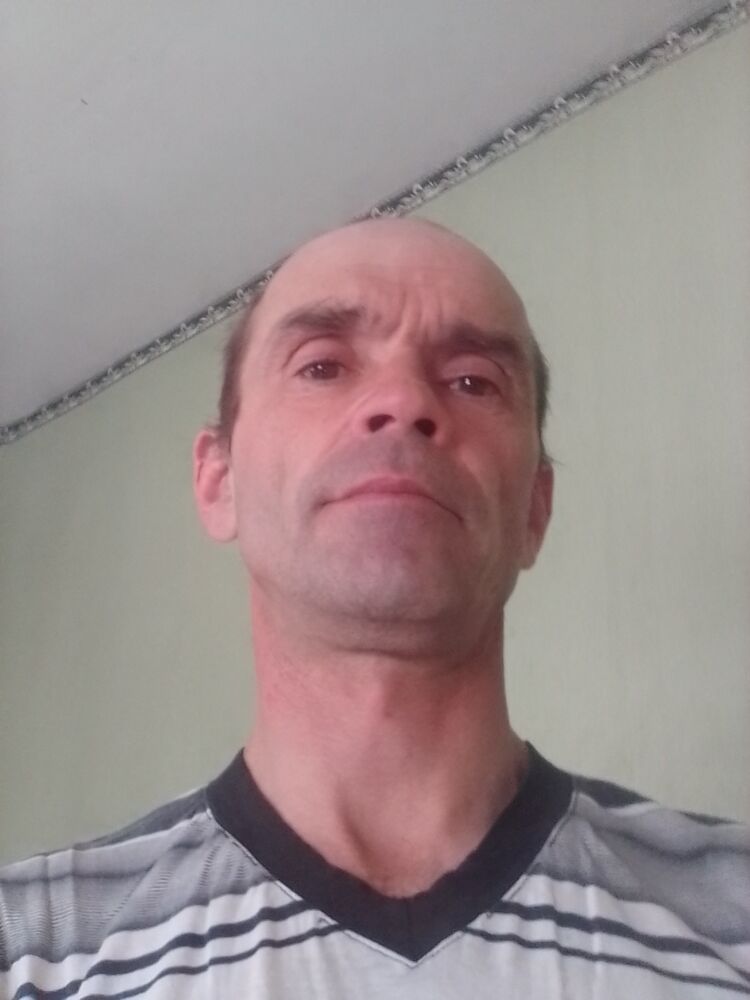  31930260  Vitaly, 47 ,    
