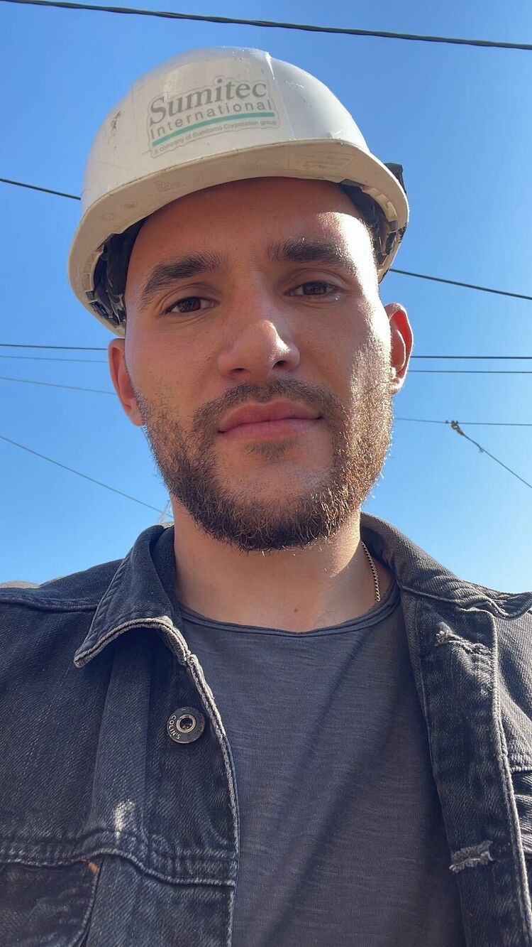  ,   , 28 ,   ,   