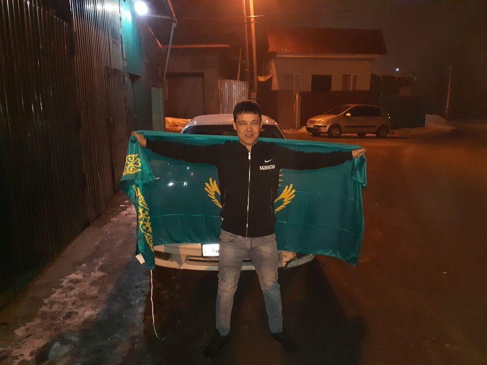  18905300  Ahmet, 34 ,    