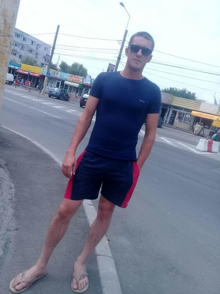  14713870  Valentin, 34 ,    