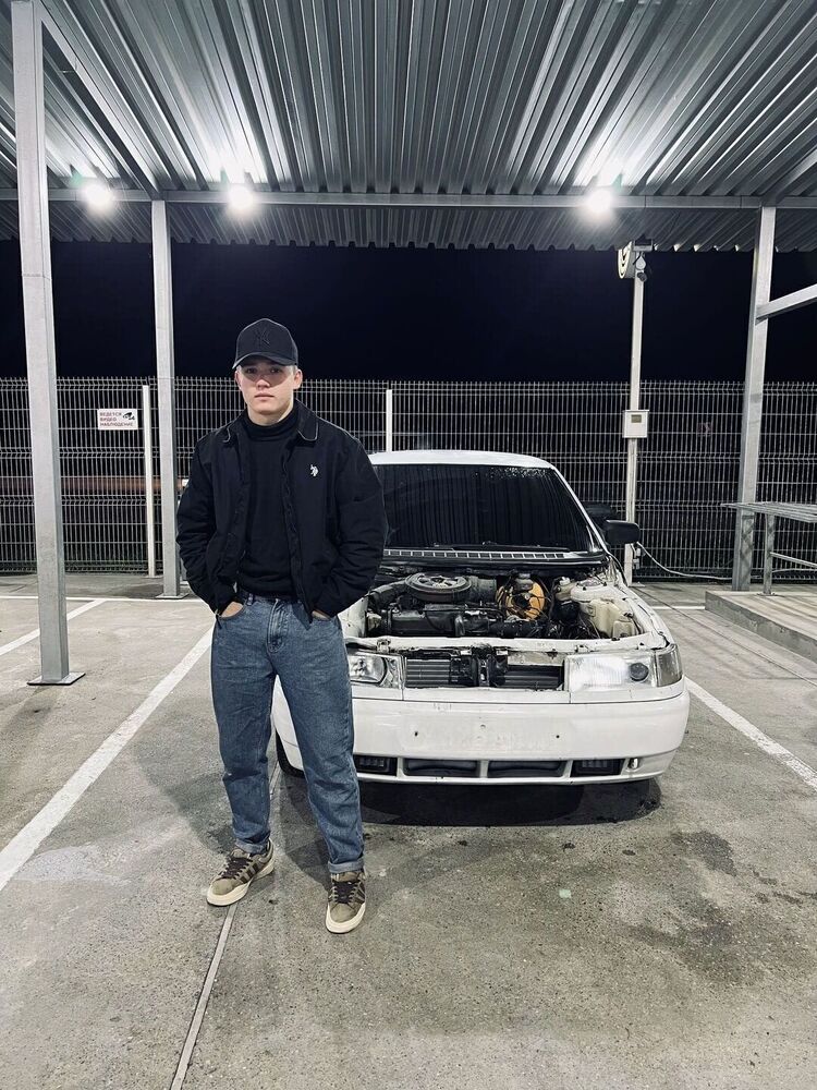  -,   , 19 ,   ,   , 