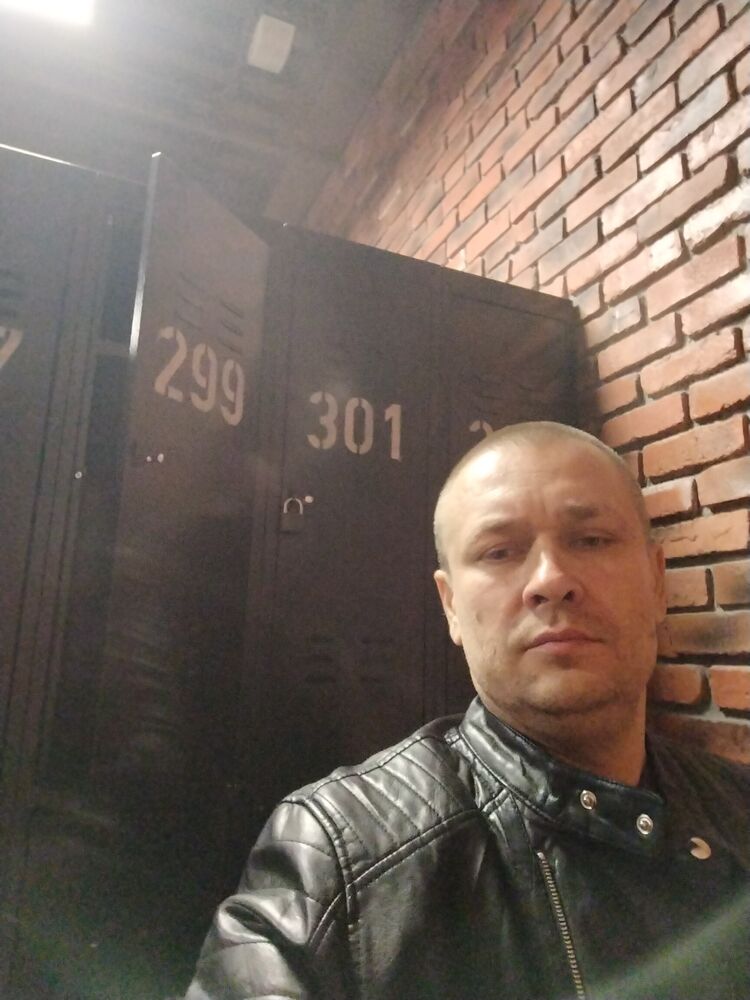  53008490  Aleksandr, 38 ,    