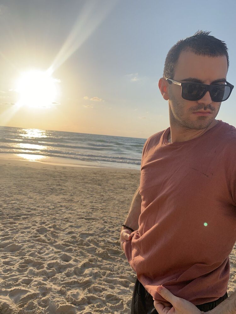  Tel Aviv-Yafo,   Vlad, 29 ,   ,   