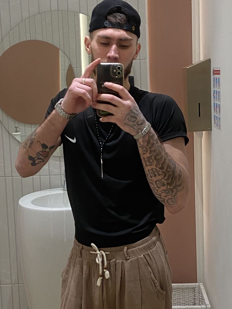  33097040  , 26 ,    