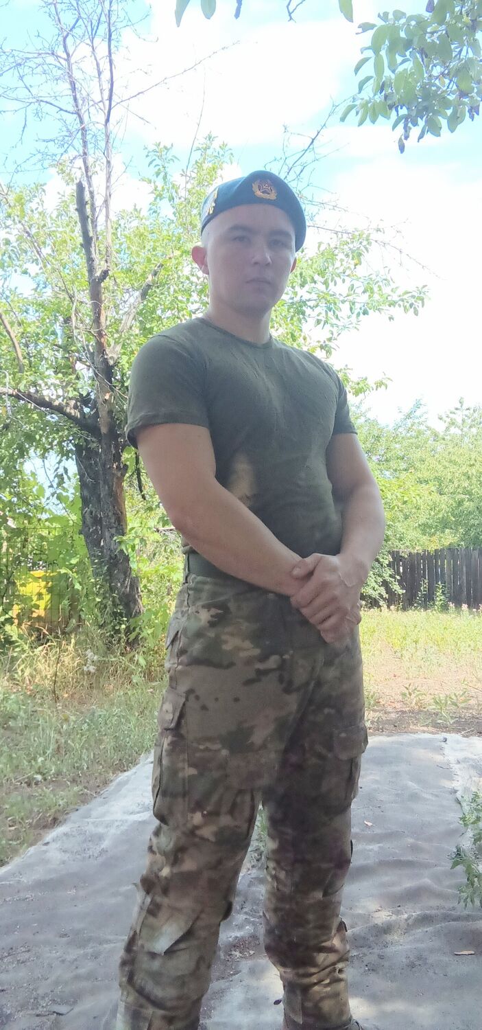  45563200  , 24 ,    