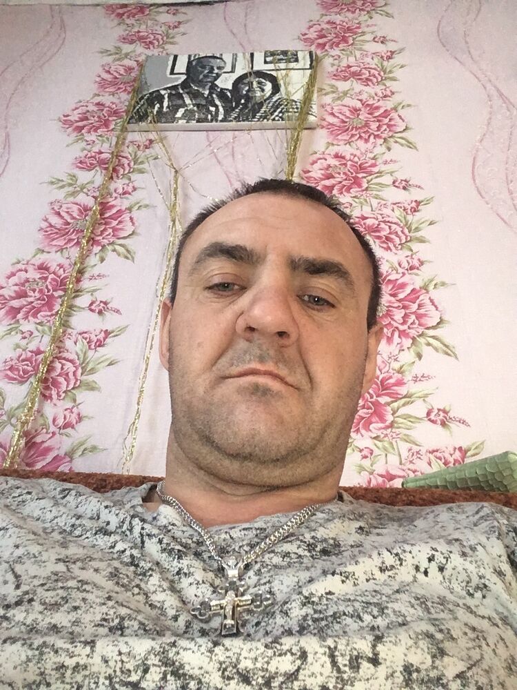  --,   , 42 ,   c 