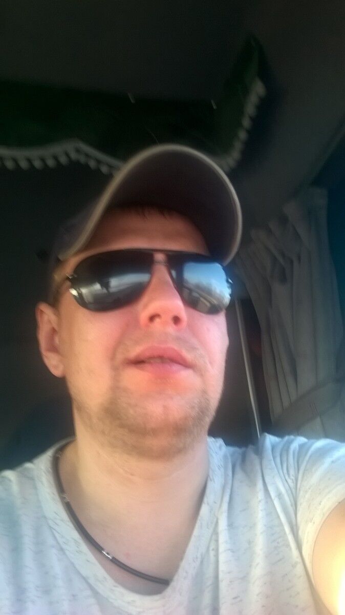  9196420  Demon, 45 ,    -