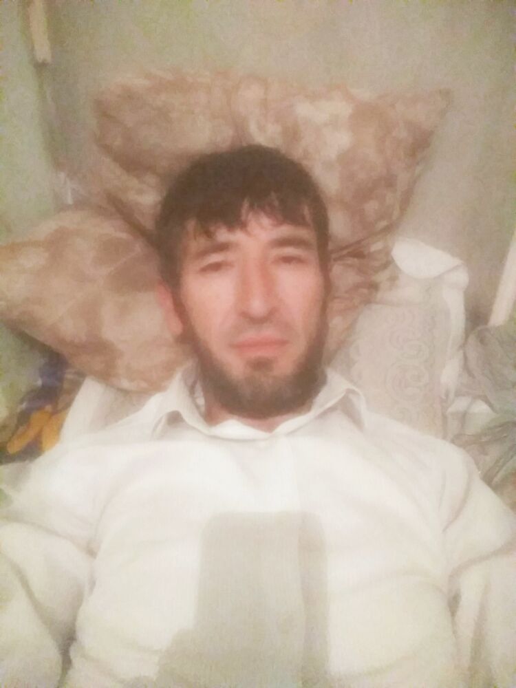  30464630  , 44 ,    