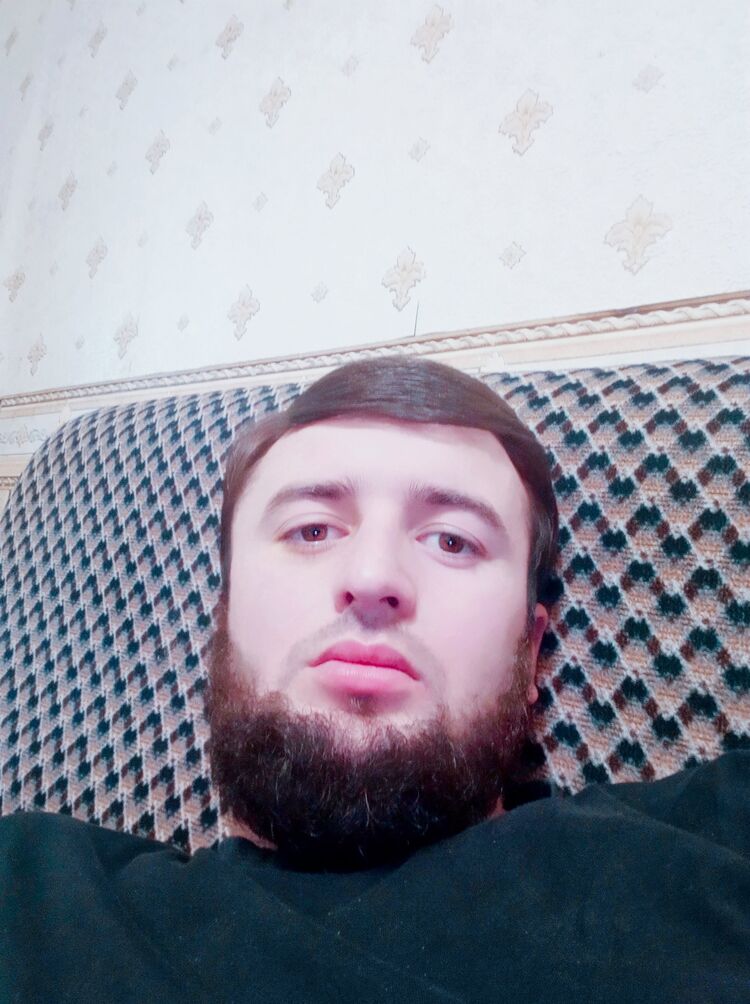  27636270  Shahrom, 27 ,    