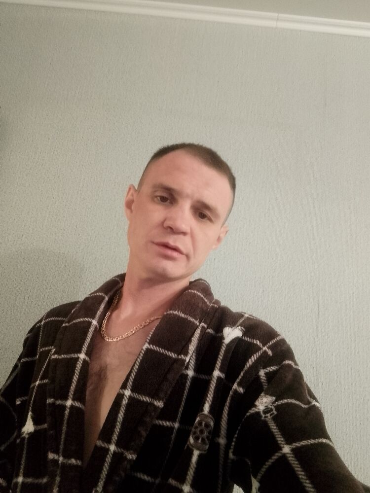  53738660  , 35 ,    