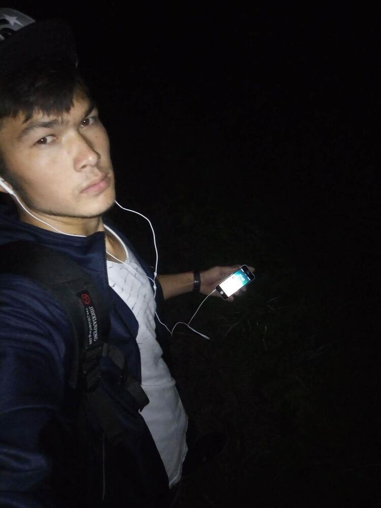 15795620  MUHAMAD, 27 ,    -