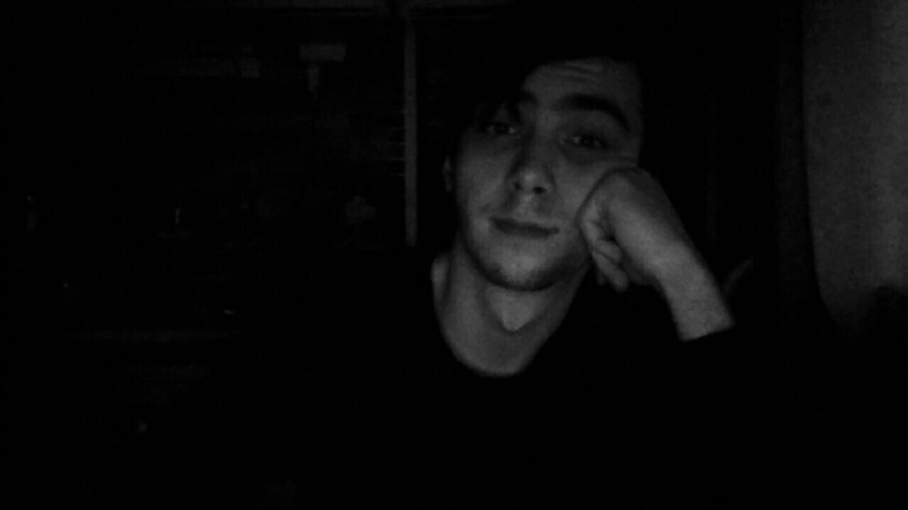  ,   Ilya, 24 ,   ,   