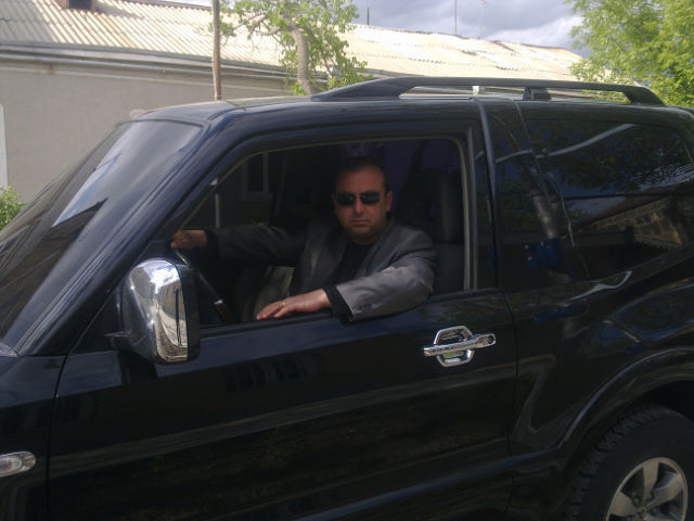  11230240  ArtAK, 54 ,    