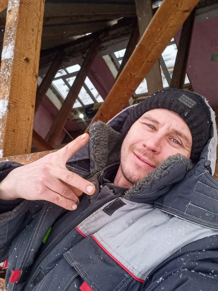  ,   Konstantin, 38 ,   ,   , c , 