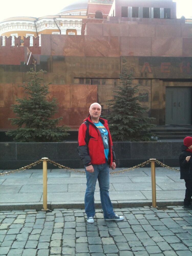  4312470  Zlatan, 54 ,    