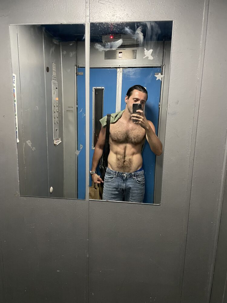 27972690  , 32 ,    