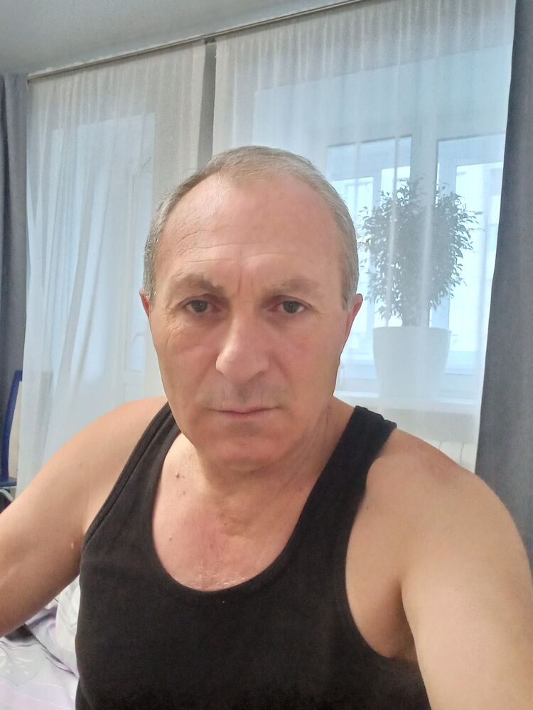  32547270  , 51 ,    