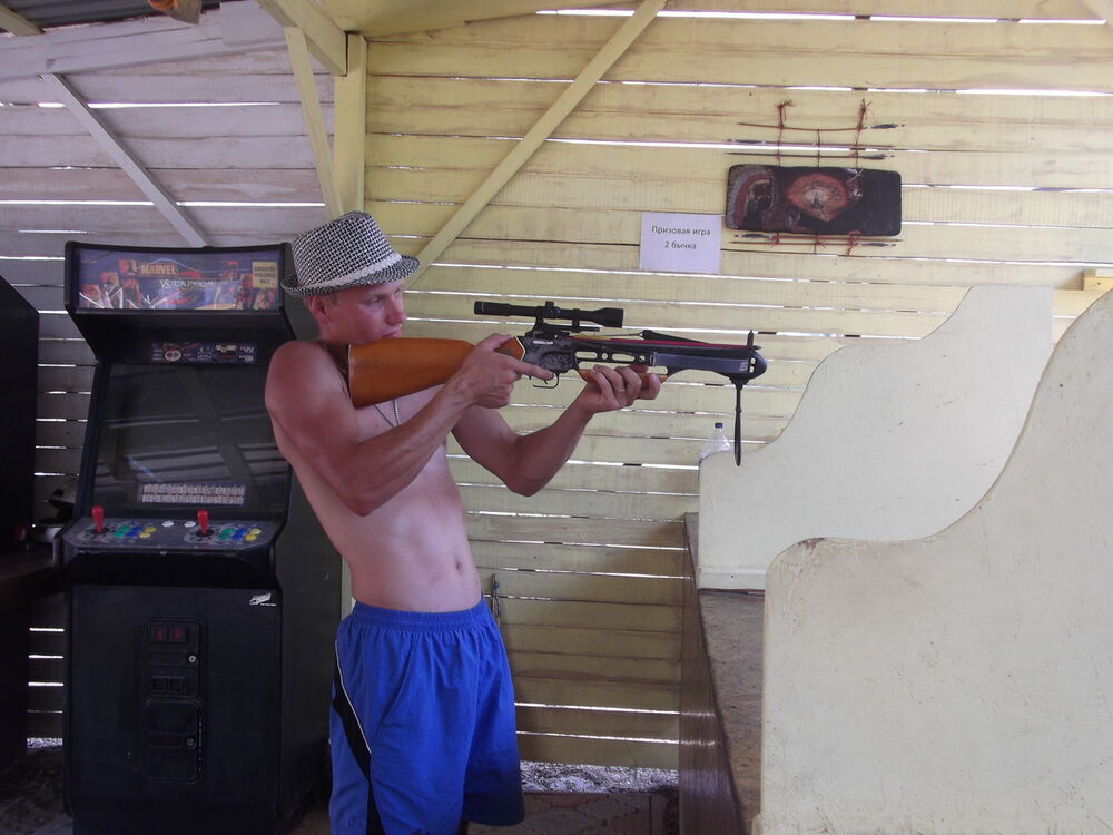  5352090  Oleg, 35 ,    