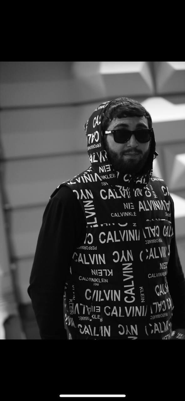  ,   Levon, 23 ,   ,   