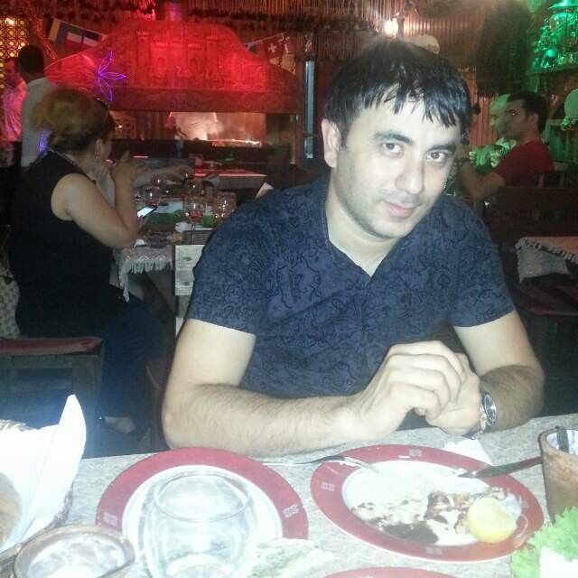  ,   Koko, 42 ,   