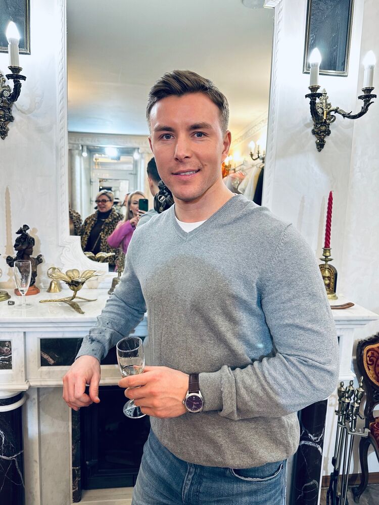 ���� 49098390 ������� ��������, 37 ���, ���� ���������� � ������